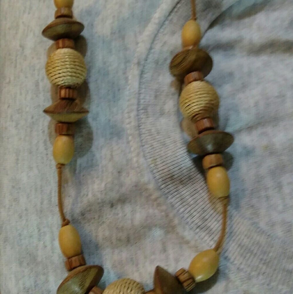 Necklace - Picture 4 of 4